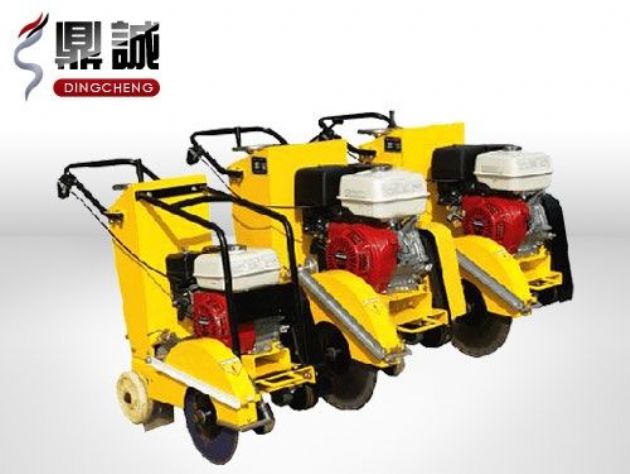 點(diǎn)擊查看詳細(xì)信息<br>標(biāo)題：路面切割機(jī) 閱讀次數(shù)：7024