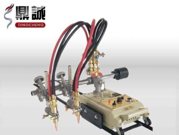 點(diǎn)擊查看詳細(xì)信息<br>標(biāo)題：雙頭多頭火焰切割機(jī) 閱讀次數(shù)：5043