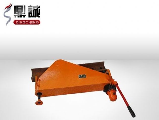 點擊查看詳細信息<br>標題：垂直液壓彎軌機 閱讀次數：4802